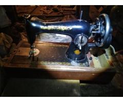 Швейная машинка ПМЗ Швейная машинка ПМЗ